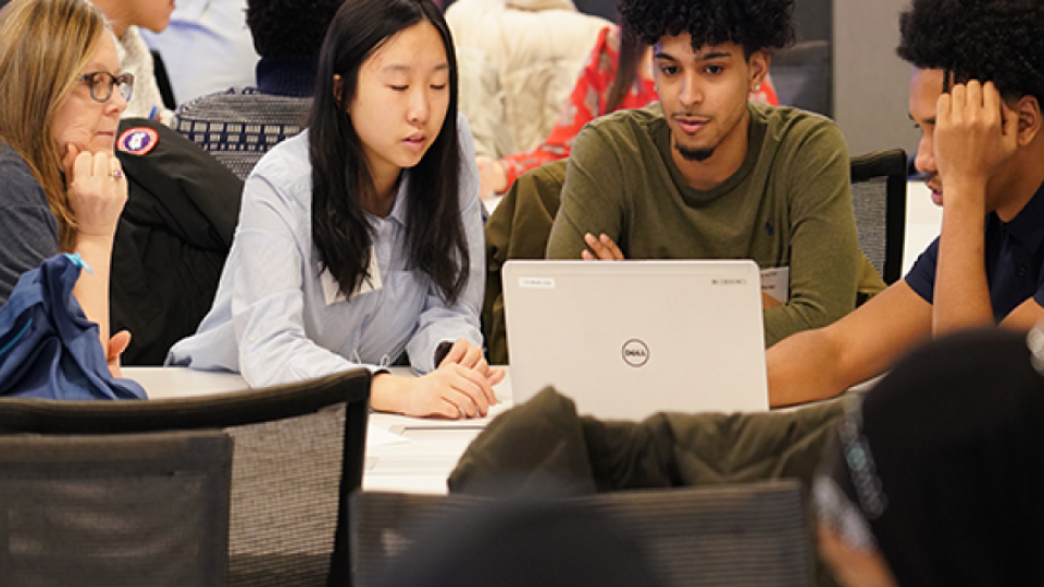 Comcast NBCUnites Launches First-Ever Media Fellows Program