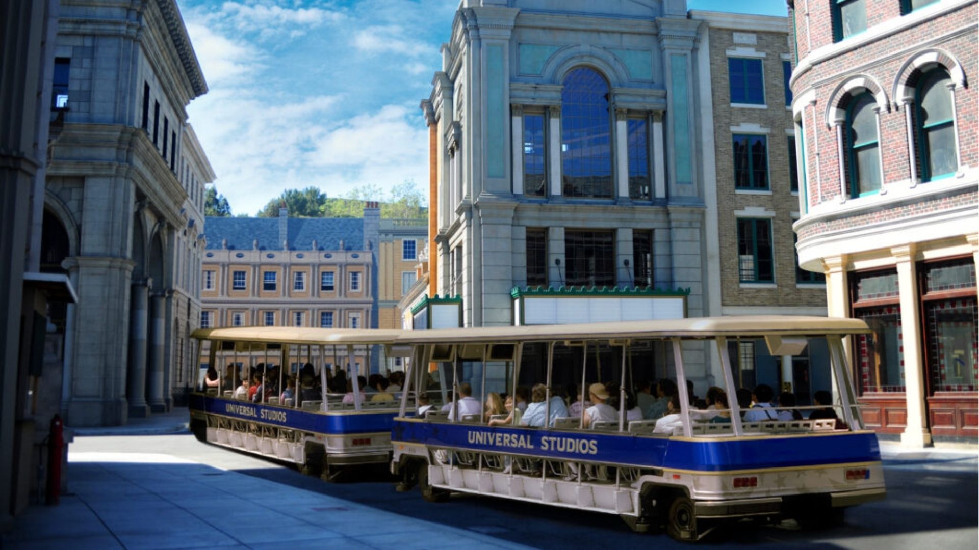 USH-Studio-Tour-New-York-Street